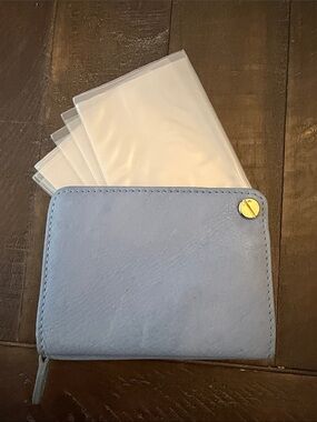 Rolf’s Lazy Susan Periwinkle Light Blue Leather Women's Zip Wallet